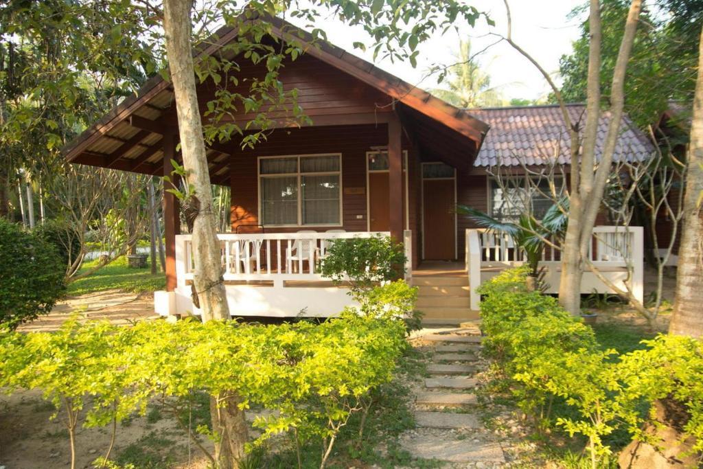 Bayview Beach Resort Ban Krut  Zimmer foto