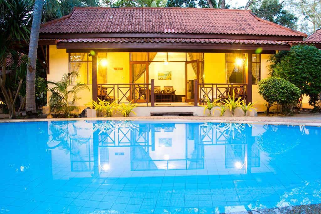 Bayview Beach Resort Ban Krut  Zimmer foto